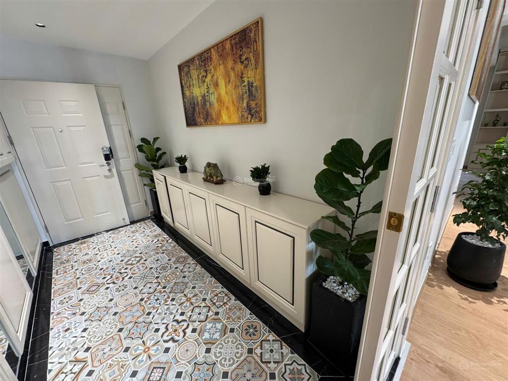 Bán căn hộ 3pn, 3wc, 178m2, 15 tỷ tại riverside residence  phú mỹ hưng