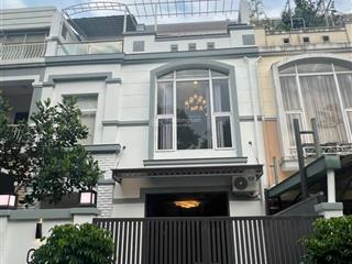 Cho thuê bt 4pn, 126m2, giá 65 triệu vnd, view đẹp tại phú mỹ hưng, q7, tp.hcm