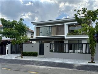 Cho thuê bt 5pn, 4wc, 140 triệu, 342m2 tại phú mỹ hưng, q7, hcm chỉ với chính chủ