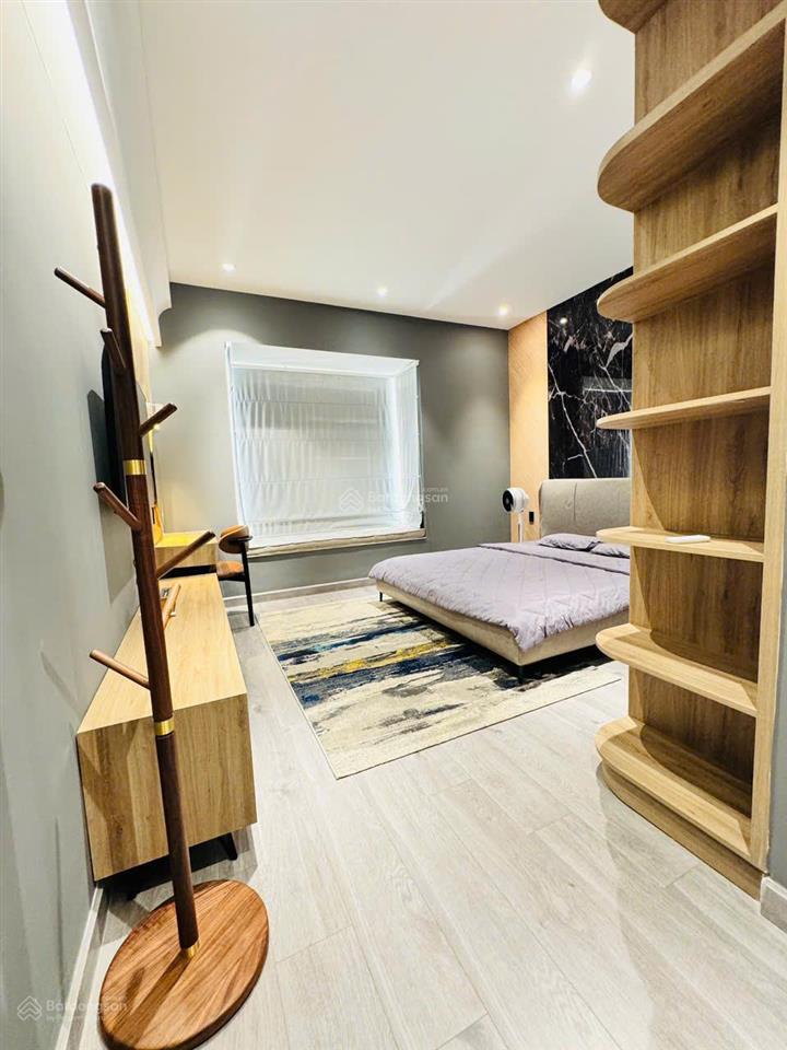 Bán căn hộ riverside residence view sông, giá cực chất 17,7 tỷ, 143 m2, 3pn, 2vs