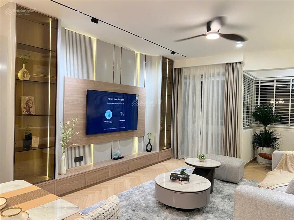 Bán căn hộ chung cư mỹ khánh 1, view đẹp, 11,3 tỷ, 118m2 nhà đẹp đầy đủ nội thất