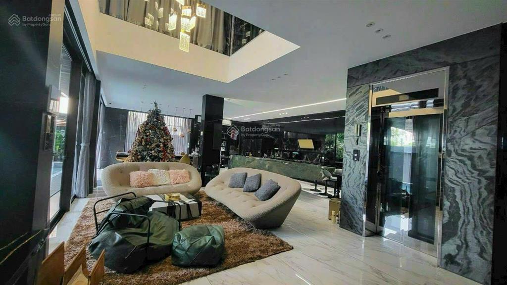 Bán biệt thự phú mỹ hưng, giá cực chất 110 tỷ, 251m2, 5pn, pháp lý đầy đủ tại