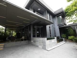 Cho thuê biệt thự tại phú mỹ hưng, 185 triệu, 302 m2, 5pn, 5wc, đầy đủ nội thất cao cấp