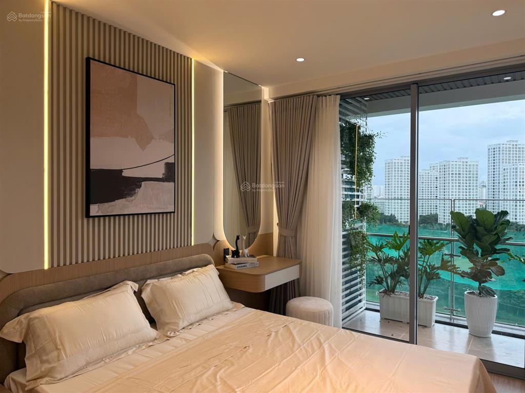 Bán căn hộ chung cư tại green valley, giá tốt chỉ với 12,9 tỷ, 120m2, nhà đẹp có ô xe hơi