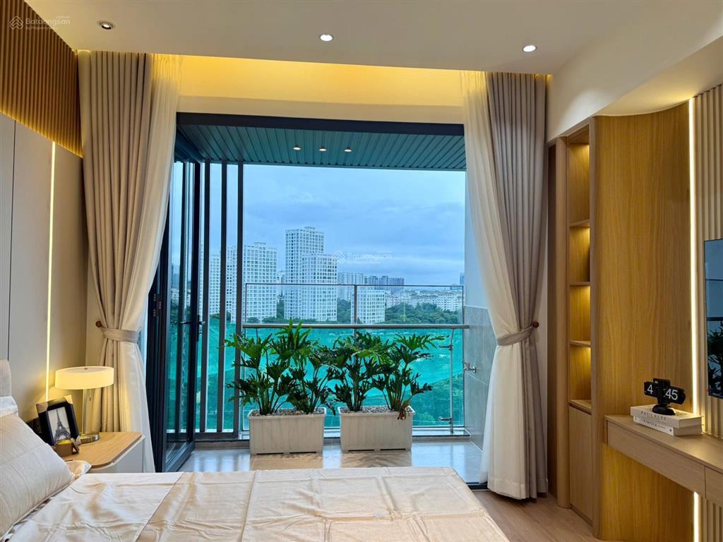 Bán căn hộ chung cư tại green valley, giá tốt chỉ với 12,9 tỷ, 120m2, nhà đẹp có ô xe hơi