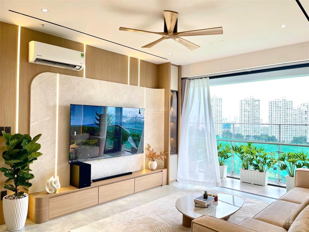 Bán căn hộ chung cư tại green valley, giá tốt chỉ với 12,9 tỷ, 120m2, nhà đẹp có ô xe hơi