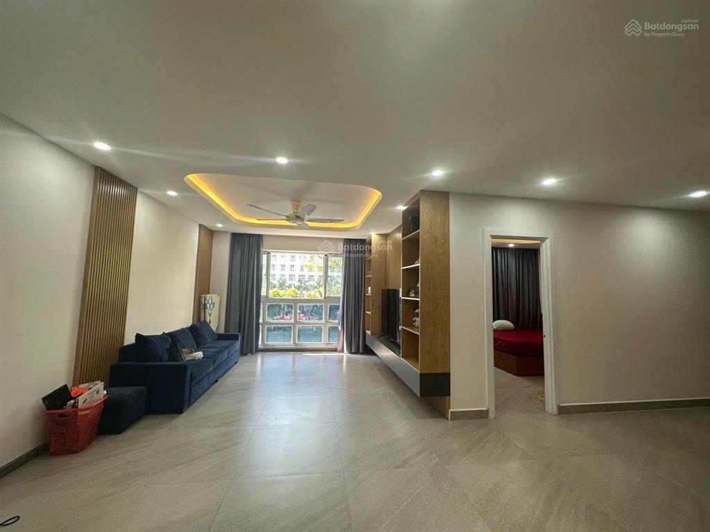 Bán gấp căn hộ 135m2, 10 tỷ tại happy valley  phú mỹ hưng
