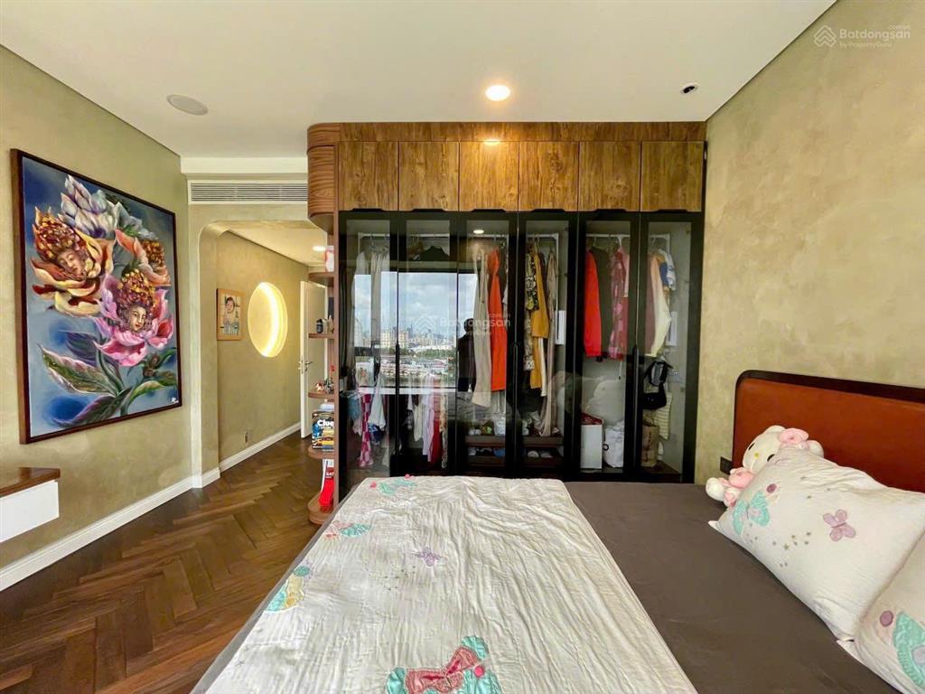 Bán penthouse 4pn, 330m2, giá 42 tỷ tại riverside residencephú mỹ hưng