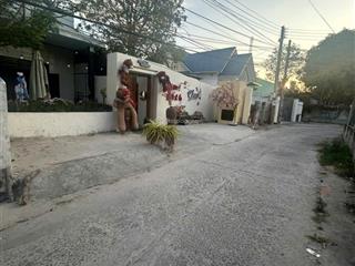 Chủ kẹt tiền cần bán villa kd quán cafe 11,6x22m (266m2) h. nguyễn trường tộ, p. tân an, lagi