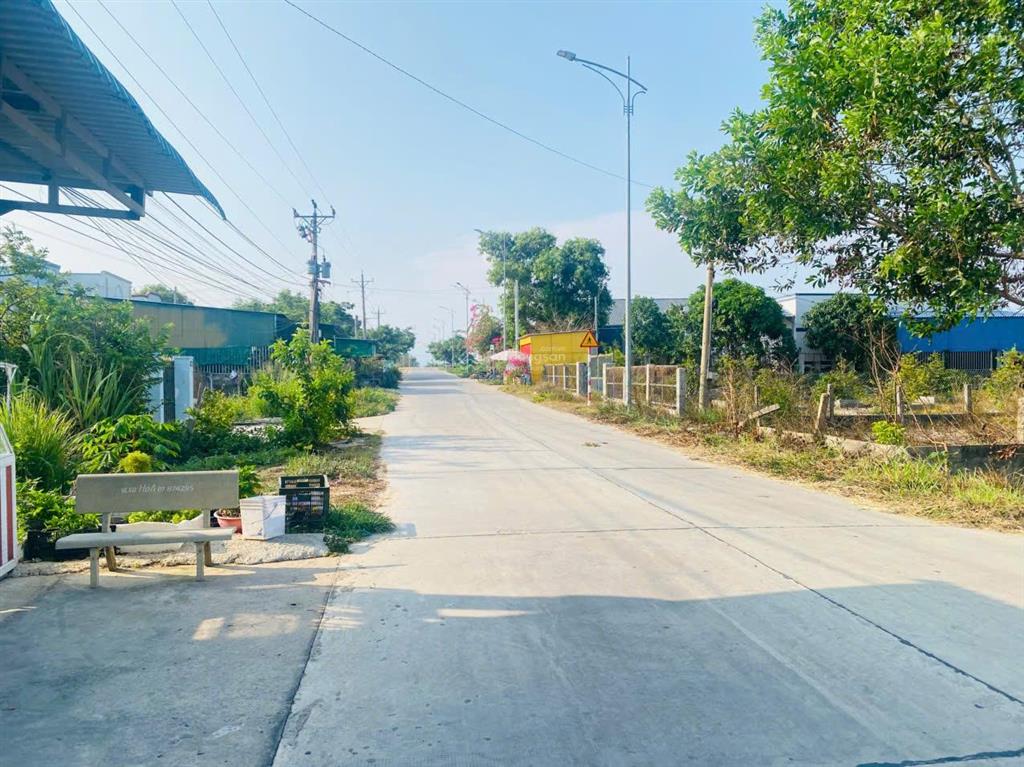 Sở hữu ngay 14x30(500m²) mặt tiền đ.đinh công tráng  cách biển 1km  làm homestay cực đẹp