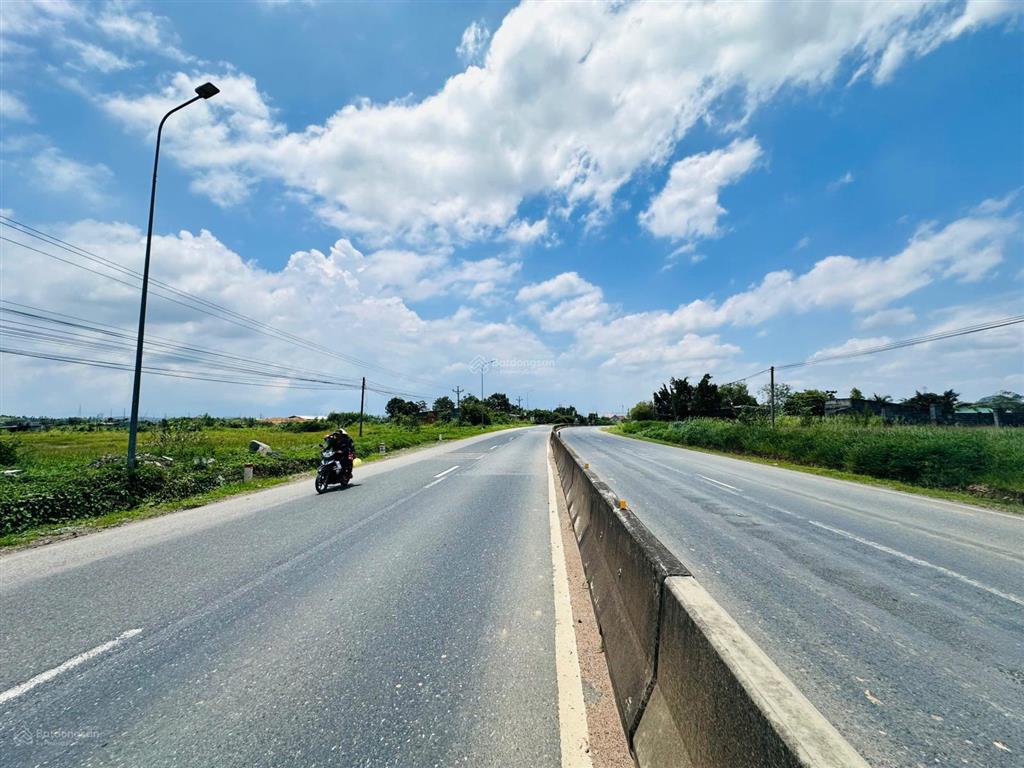 60x91(5473m2) đất mặt tiền quốc lộ 1a  siêu phẩm dành cho nhà đầu tư kho xưởng  giá rẻ chỉ 250tr