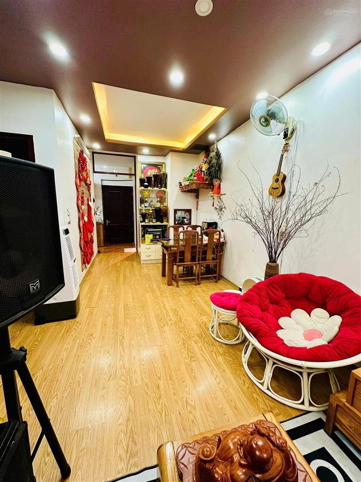 Chính chủ cần bán ch 70m2 2pn  2wc full nội thất  toà 19t kiến hưng hà đông    0838 551 ***