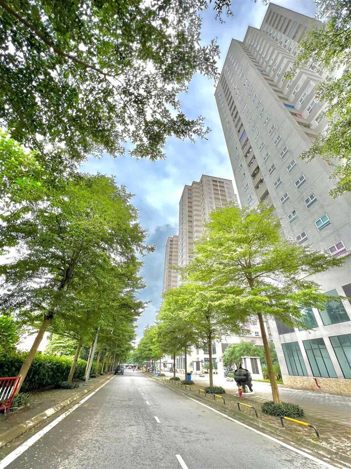 Cần bán căn góc chân đế t1 85m2 m5 mipec city view  nhà mới full ntsẵn 2 slot ô tô, sđ lâu dài