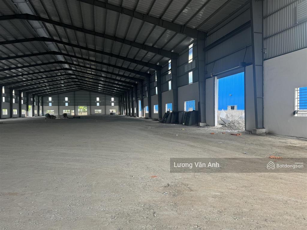 Cho thuê xưởng 10.000m2 kcn đức hoà  long an (mới 100%)
