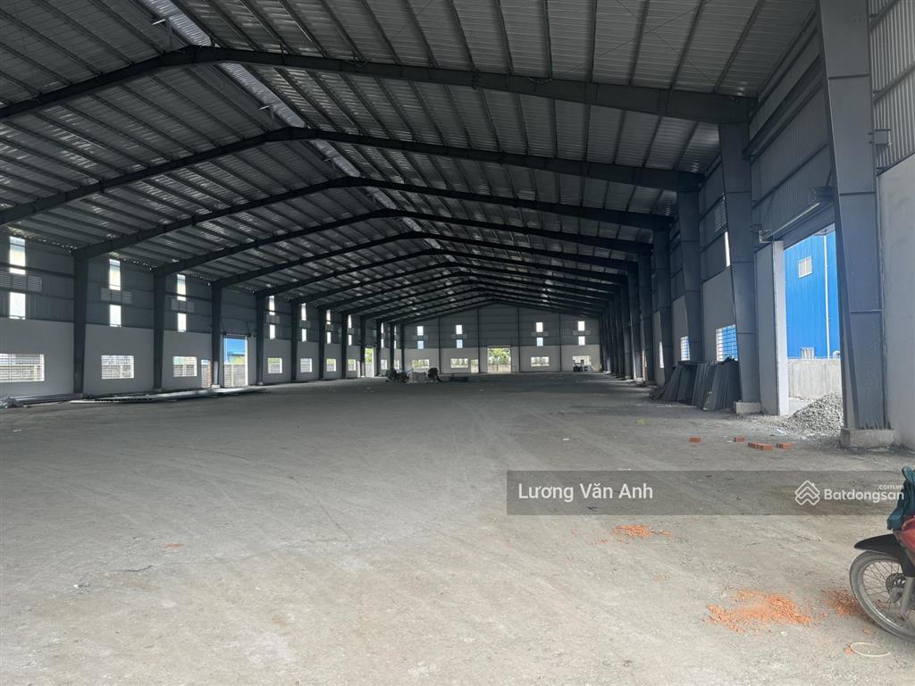 Cho thuê xưởng 10.000m2 kcn đức hoà  long an (mới 100%)