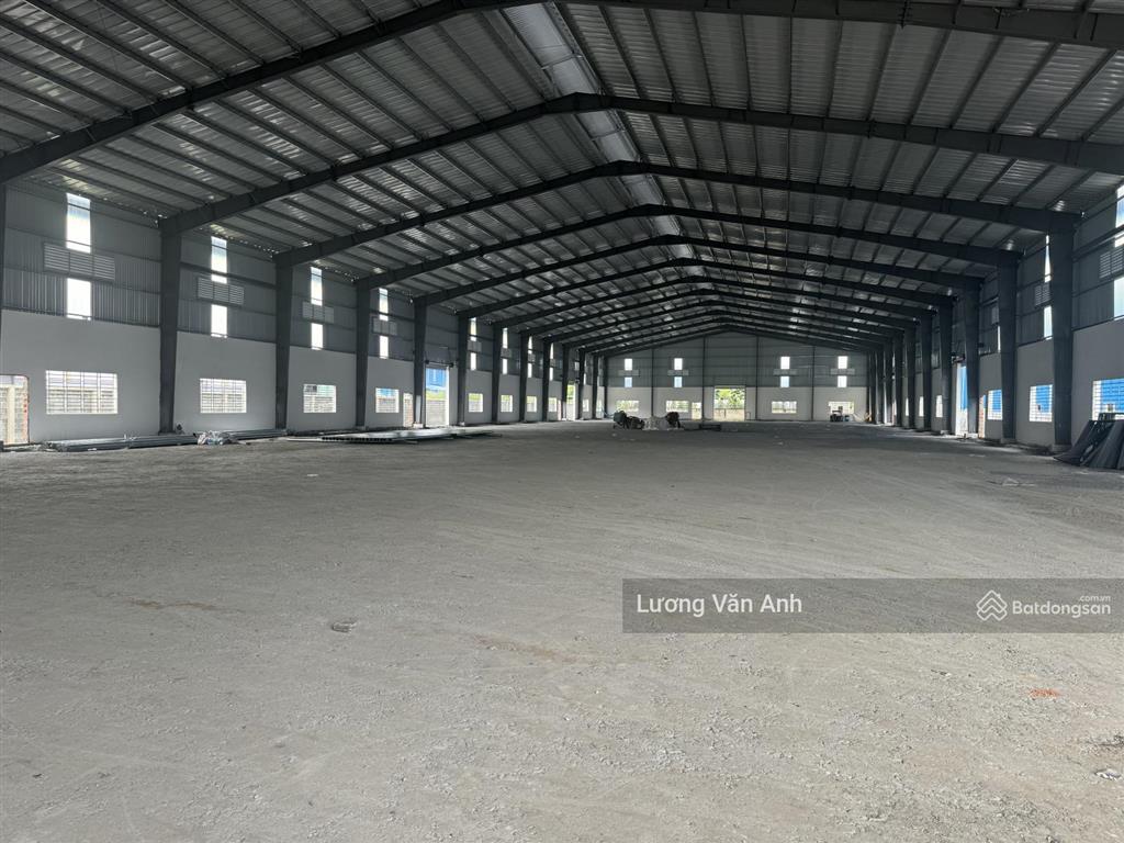 Cho thuê xưởng 10.000m2 kcn đức hoà  long an (mới 100%)
