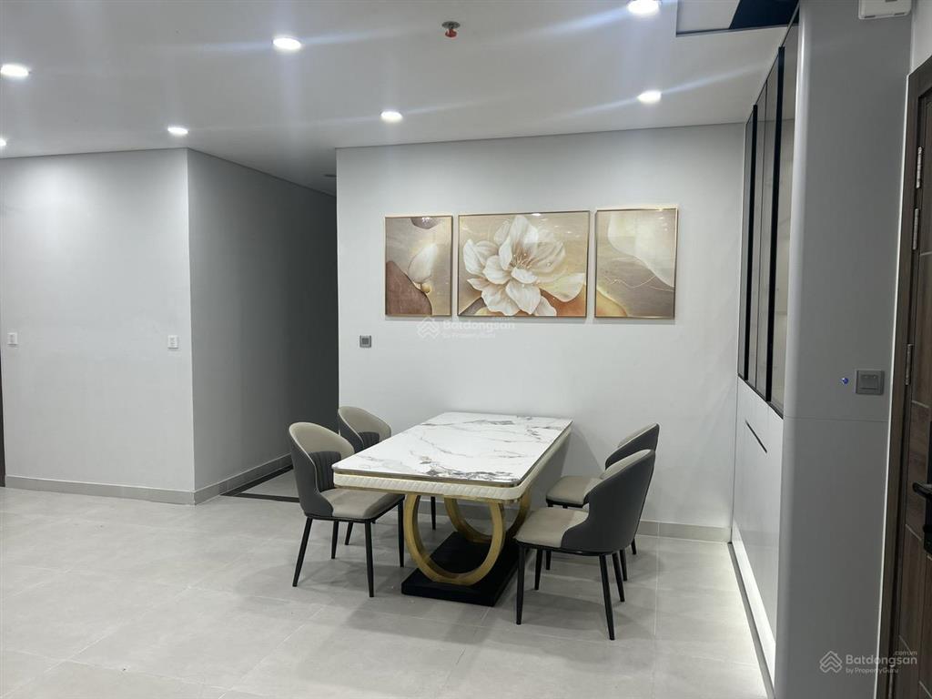 Rẻ nhất thị trường  bán căn góc 120m2 3pn nội thất mới tinh giá chỉ 8,3 tỷ bao thuế phí