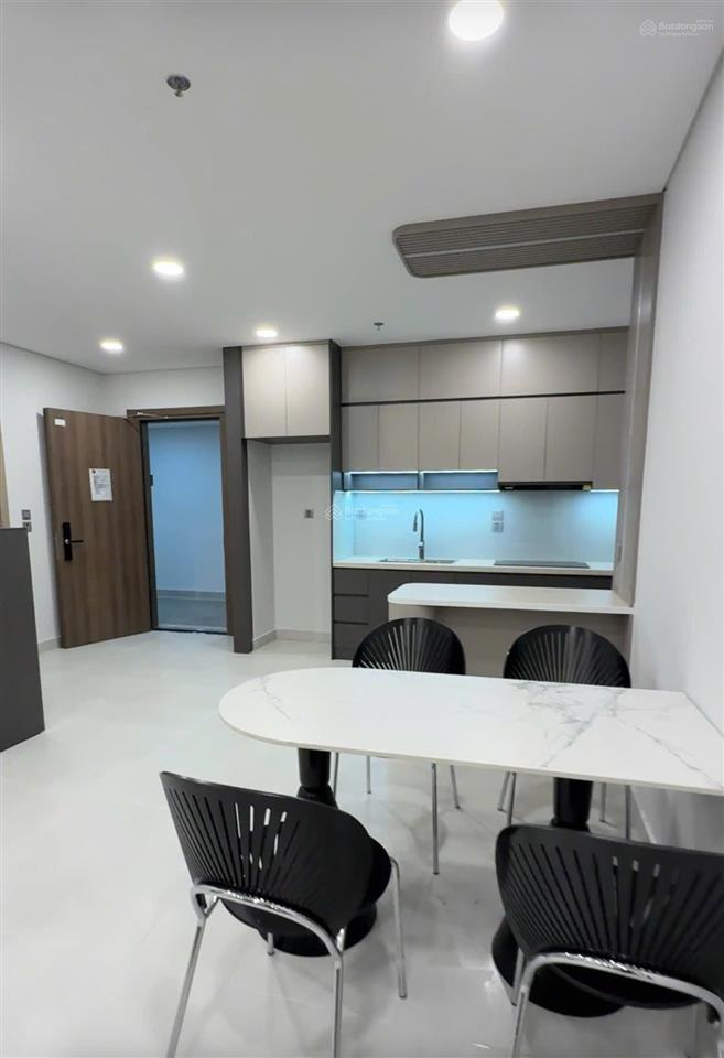 Cho thuê cc 3pn 2wc, 97m2 tại khai sơn city, giá ưu đãi 15 triệu vnd ( hỗ trợ phí dịch vụ ).