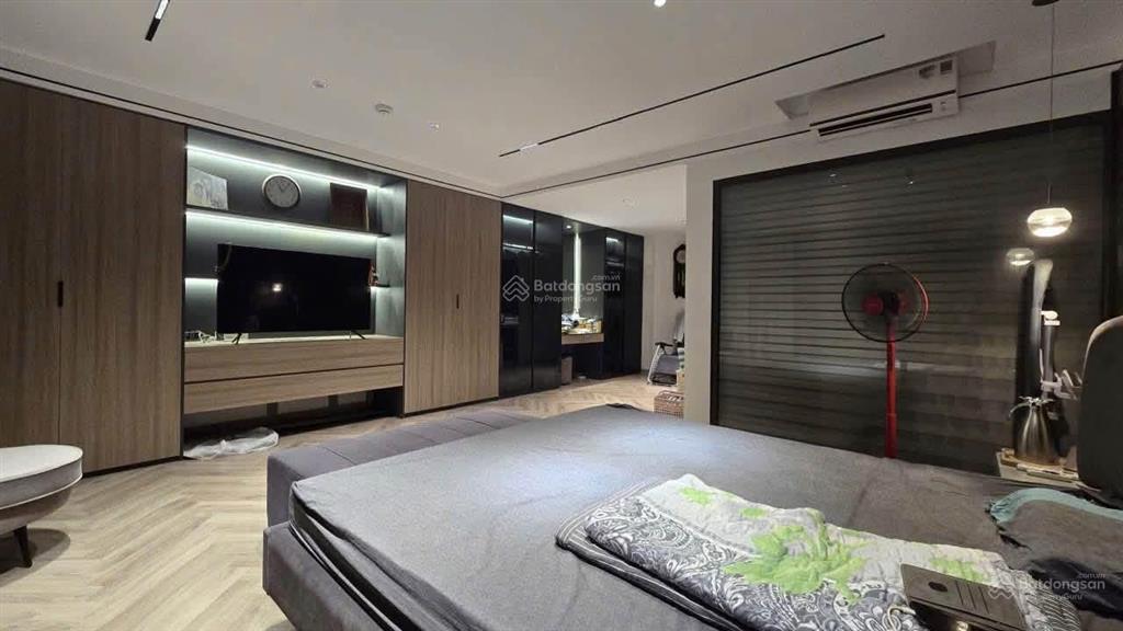 Cho thuê nhà riêng tại bồ đề, 30 triệu vnd, 64m2, đẹp, nhiều tiện ích