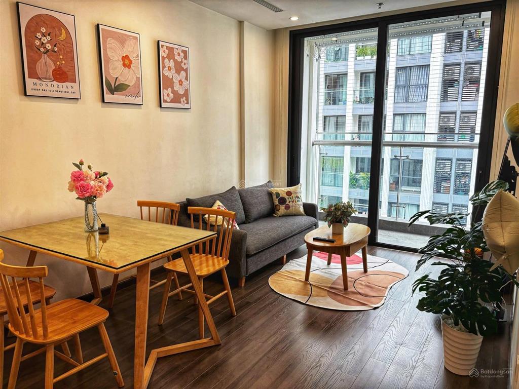 Cho thuê ch 2pn, 2wc, 65m2 giá 14,5tr/tháng tại vinhomes symphony riverside, long biên, hà nội