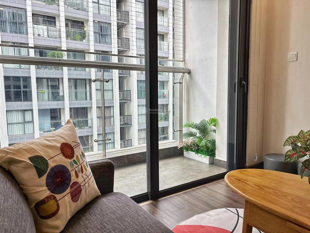 Cho thuê ch 2pn, 2wc, 65m2 giá 14,5tr/tháng tại vinhomes symphony riverside, long biên, hà nội