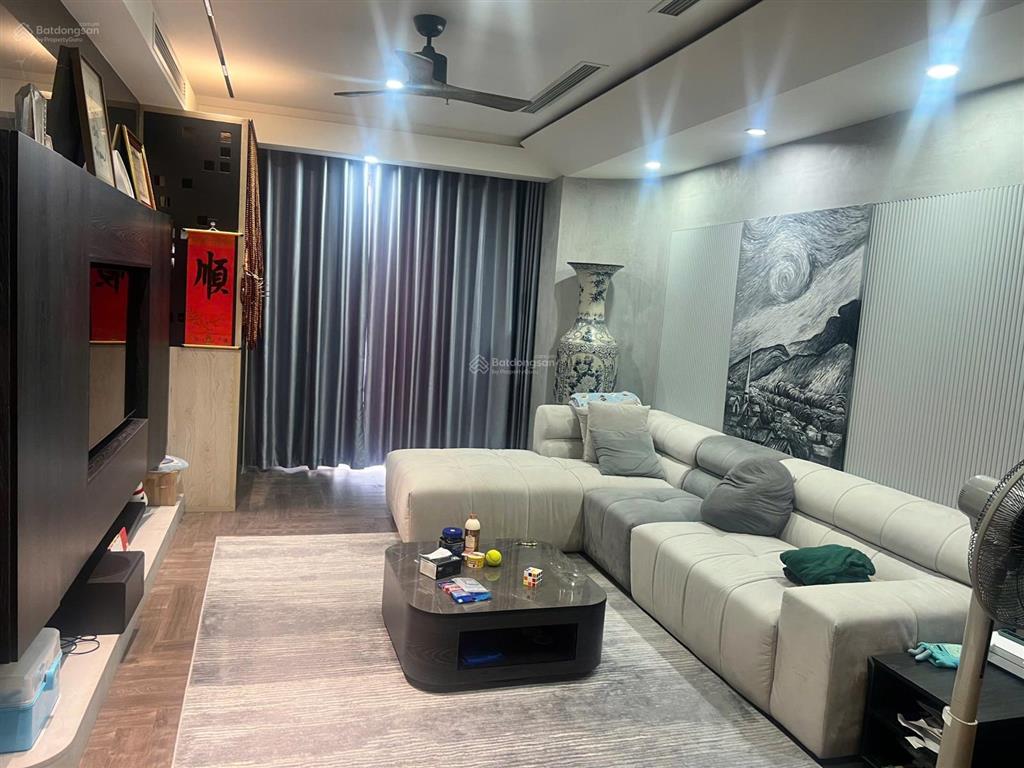 Bán căn hộ tầng cao nội thất nhập khẩu 113m2 3pn chung cư berriver. giá 11,1 tỷ bao thuế phí.