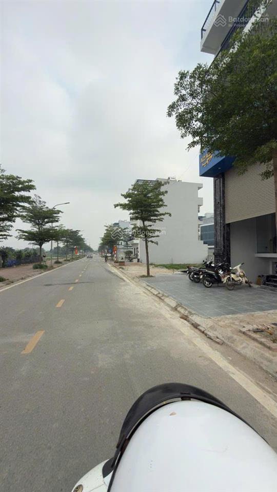 Thật 100%! bán nhanh lô đất đấu giá huỳnh cung  phan trọng tuệ 81m2 giá 16 tỷ sổ đỏ đầy đủ