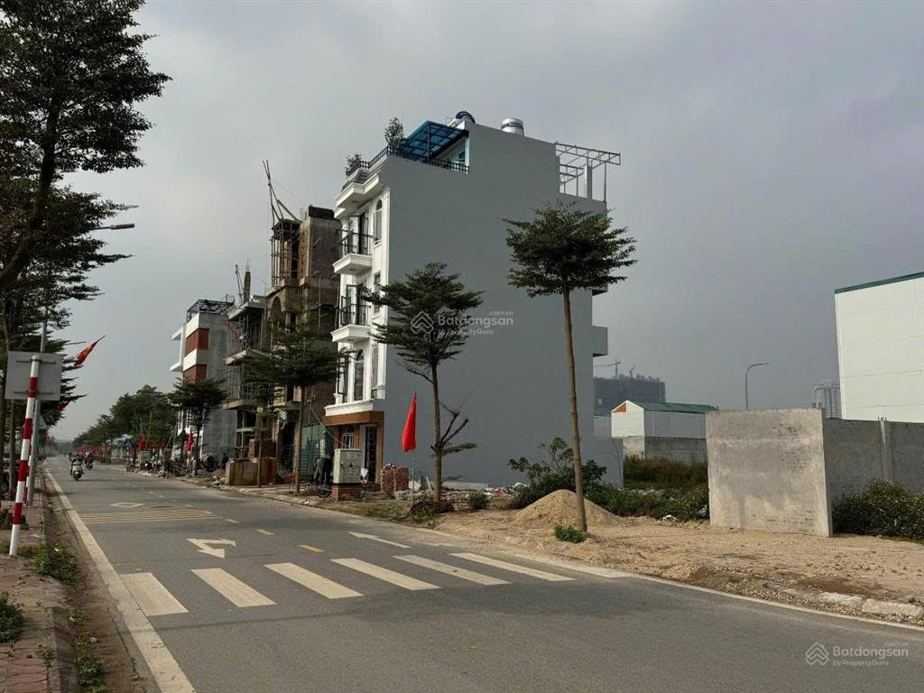 Thật 100%! bán nhanh lô đất đấu giá huỳnh cung  phan trọng tuệ 81m2 giá 16 tỷ sổ đỏ đầy đủ