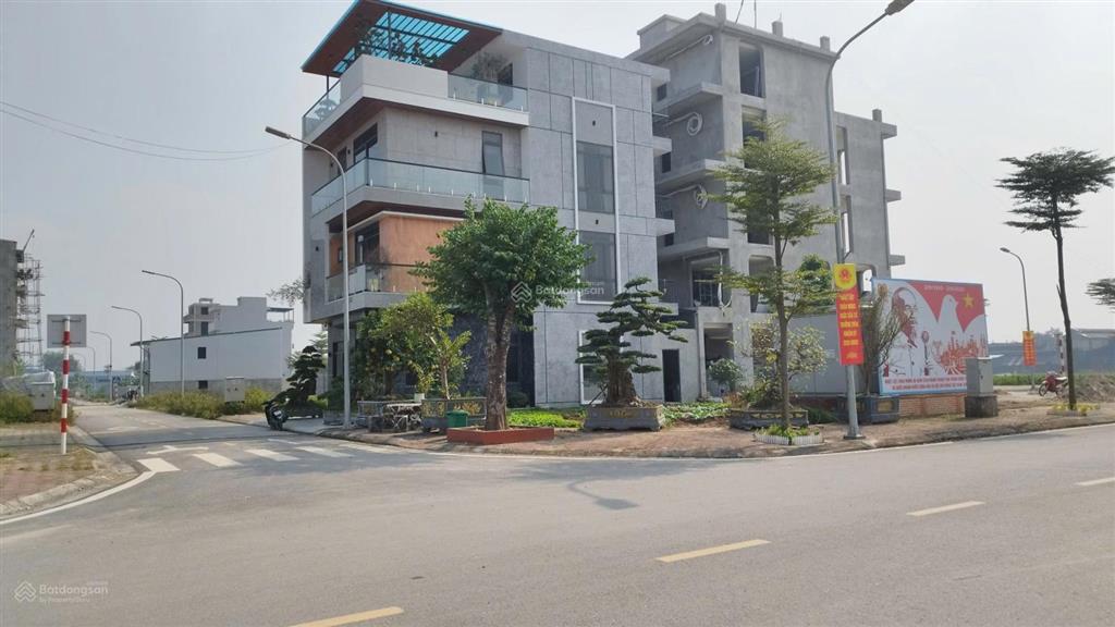 Thật 100%! bán nhanh lô đất đấu giá huỳnh cung  phan trọng tuệ 81m2 giá 16 tỷ sổ đỏ đầy đủ