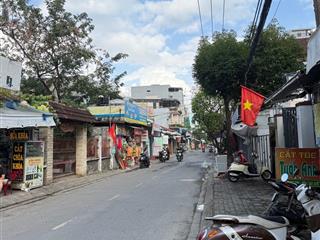 Bán nhà 3 tầng mt lê hữu trác gần biển mỹ khê phù hợp cho thuê hoặc kinh doanh .