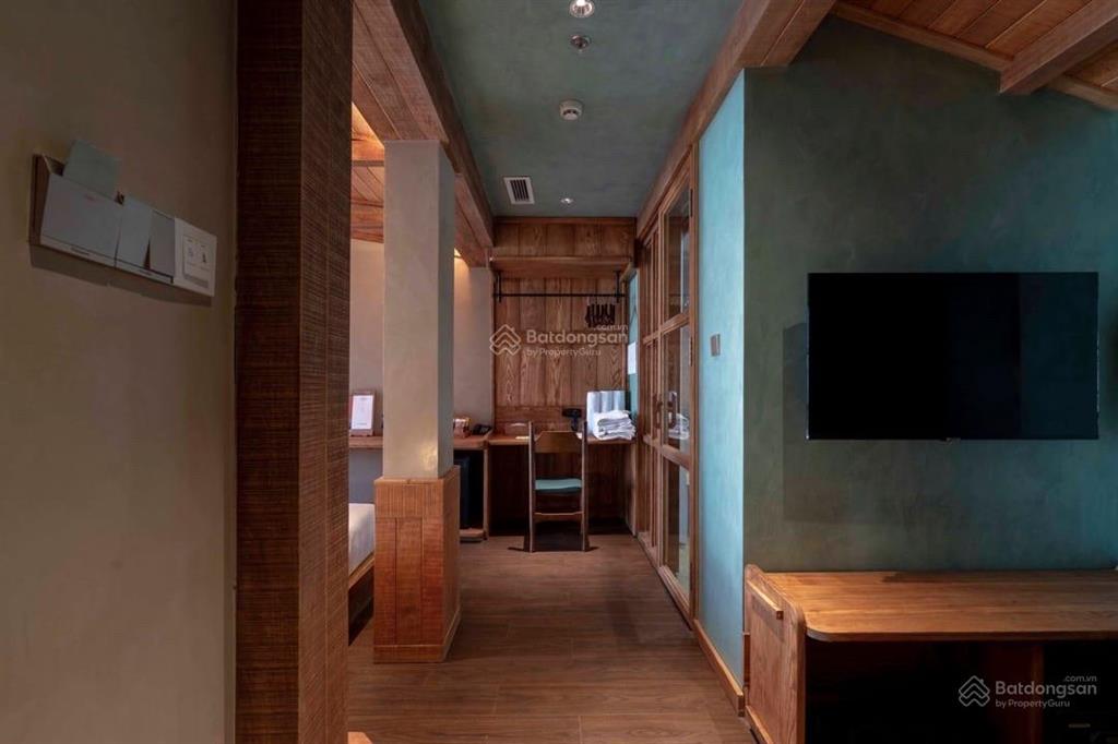 Toà căn hộ 2 mt trần văn thành gồm 7 tầng , dòng thu 2.4 tỷ / năm