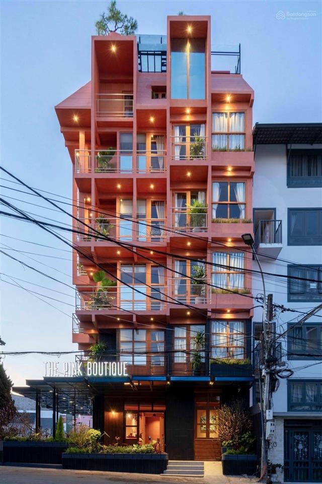 Toà căn hộ 2 mt trần văn thành gồm 7 tầng , dòng thu 2.4 tỷ / năm