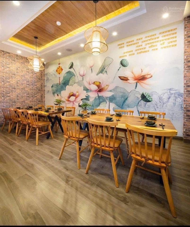 Nhà 4 tầng mt tiểu la gần đường 2/9 phù hợp kinh doanh , cho thuê .