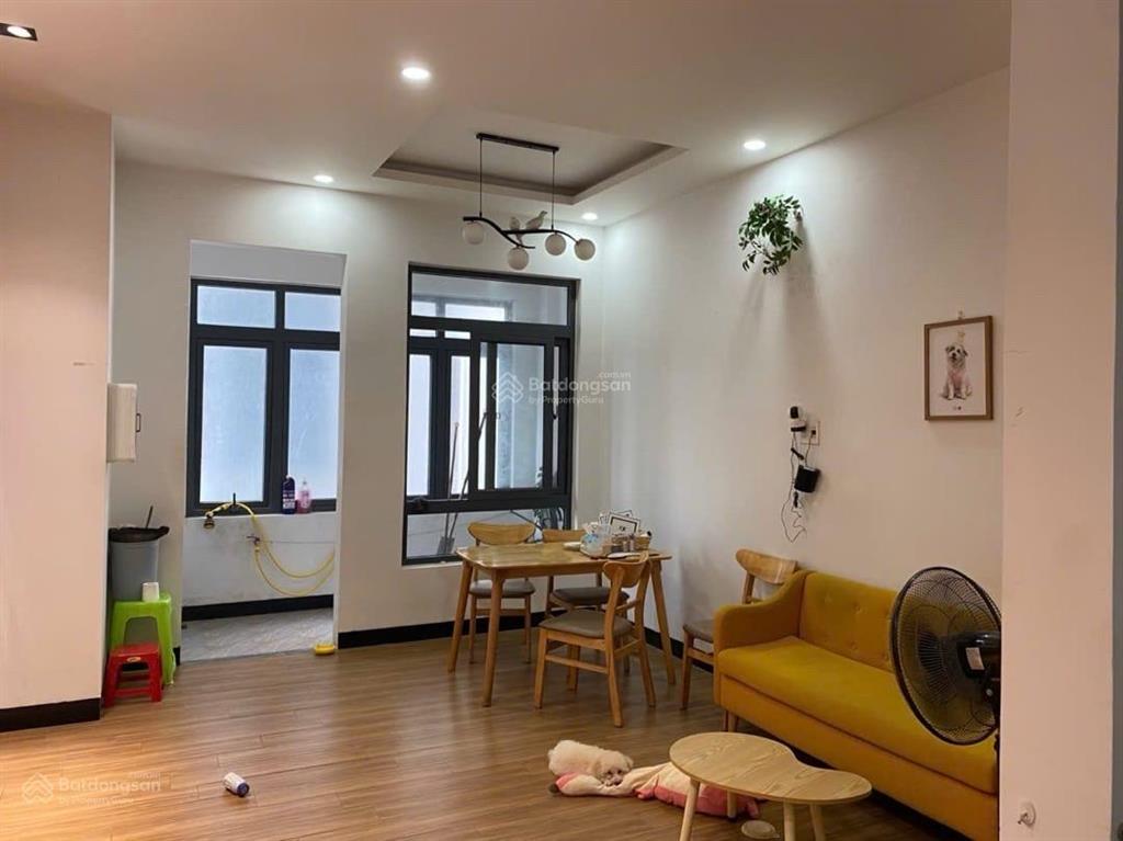 Nhà 4 tầng thang máy mt xuân thuỷ đà nẵng .