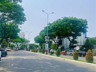 Nhà 4 tầng thang máy mt xuân thuỷ đà nẵng .