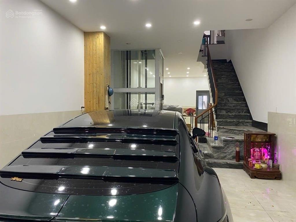 Nhà 4 tầng thang máy mt xuân thuỷ đà nẵng .