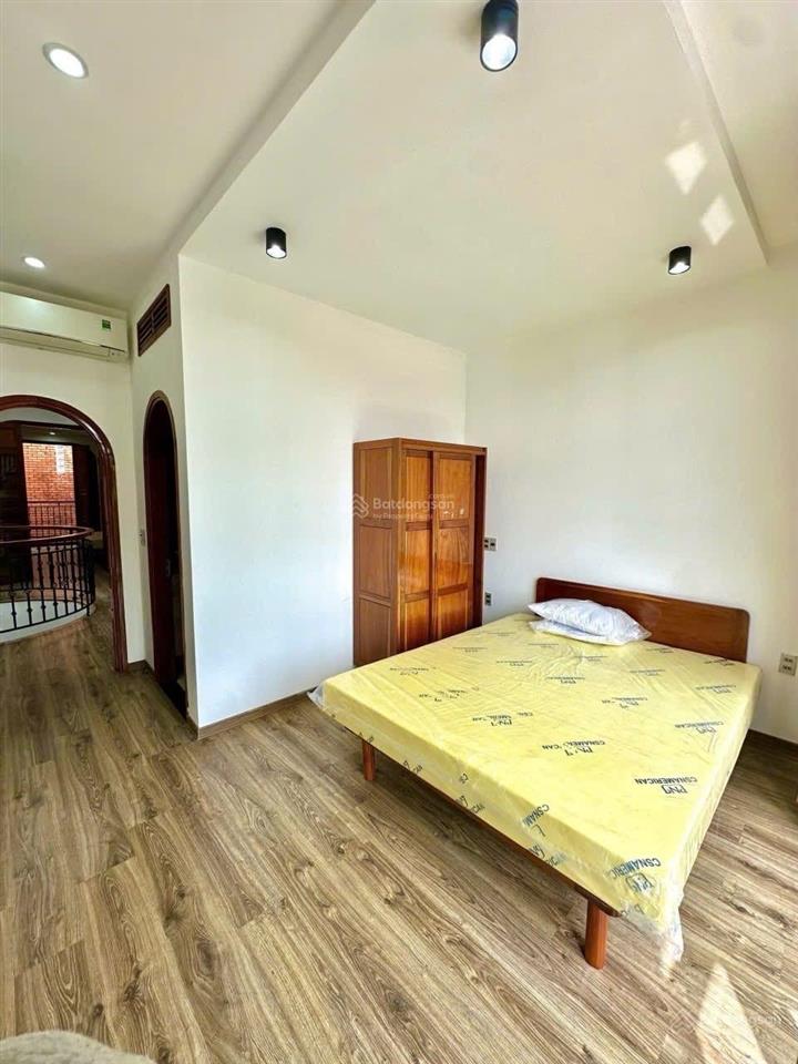 Nhà 3 tầng mt tô hiệu hoà minh liên chiểu gần biển nguyễn tất thành .