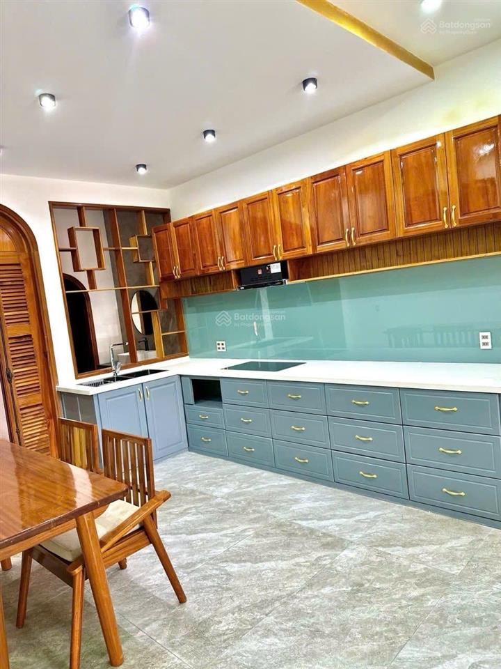 Nhà 3 tầng mt tô hiệu hoà minh liên chiểu gần biển nguyễn tất thành .