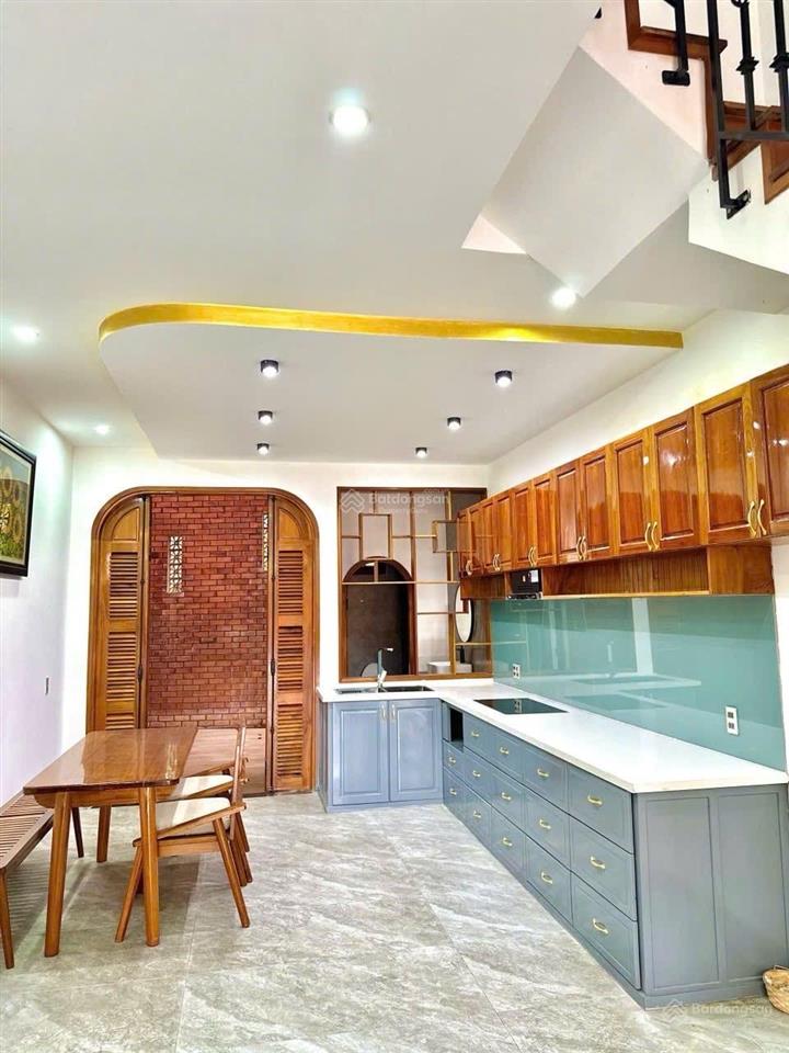 Nhà 3 tầng mt tô hiệu hoà minh liên chiểu gần biển nguyễn tất thành .