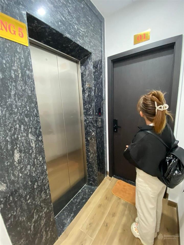 Tòa căn hộ mt hoàng bích sơn, dòng tiền 111tr/tháng.