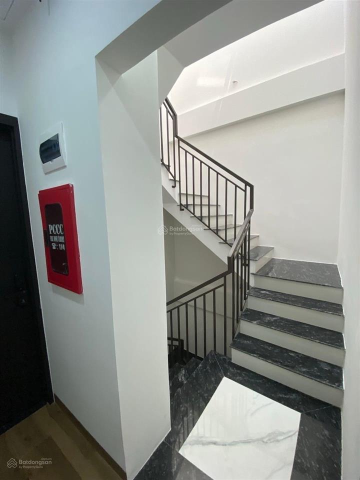 Tòa căn hộ mt hoàng bích sơn, dòng tiền 111tr/tháng.