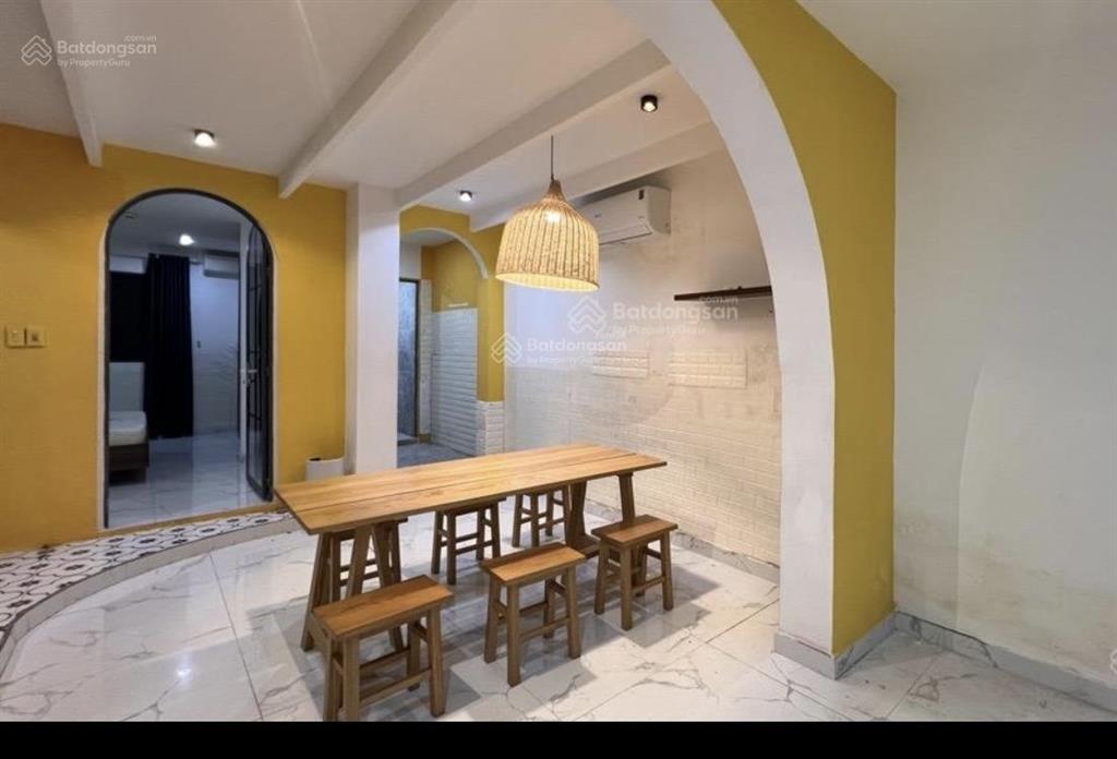 Bán nhà 2.5 tầng mt hoài thanh gần cầu trần thị lý cách biển mỹ khê 200m