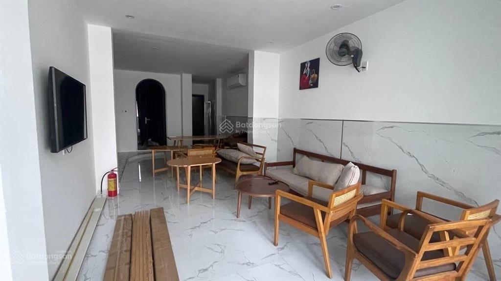 Bán nhà 2.5 tầng mt hoài thanh gần cầu trần thị lý cách biển mỹ khê 200m