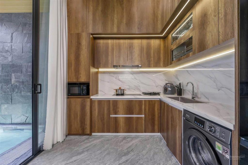 Villa hồ bơi gần biển tân trà đang có dòng tiền, giá chỉ hơn 7 tỷ