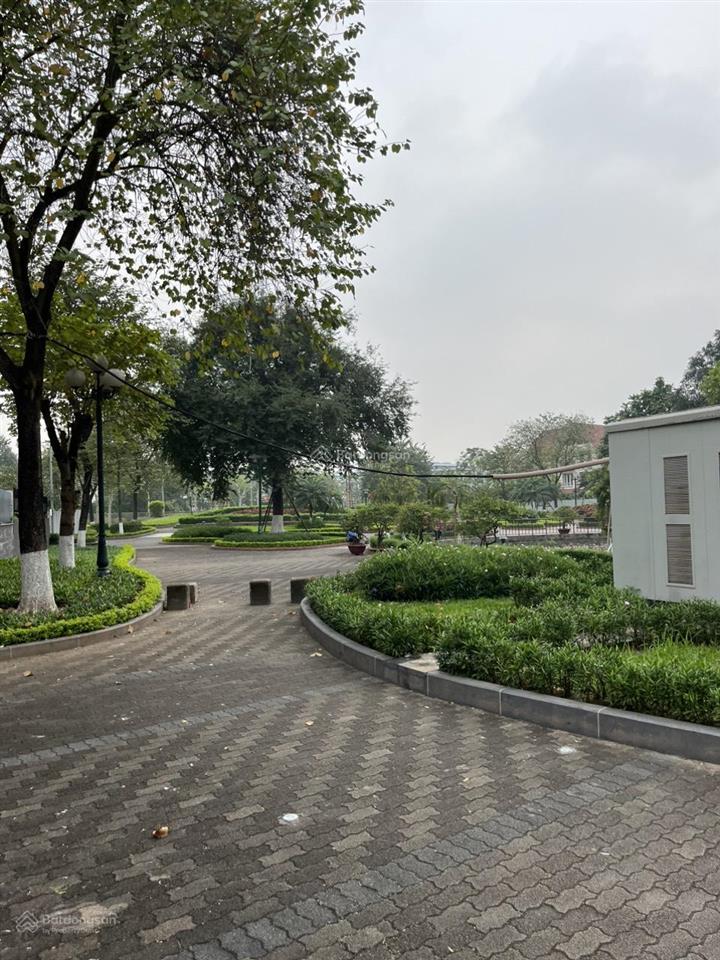 Siêu biệt thự khu đô thị vạn phúc hà đông dt 171m2, mt 11m, nhà hoàn thiện siêu đẹp, giá rẻ