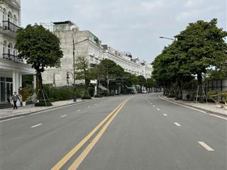 Bán biệt thự view đẹp tại dương nội, 80 tỷ, 180 m2, pháp lý đầy đủ, tiện nghi đầy đủ