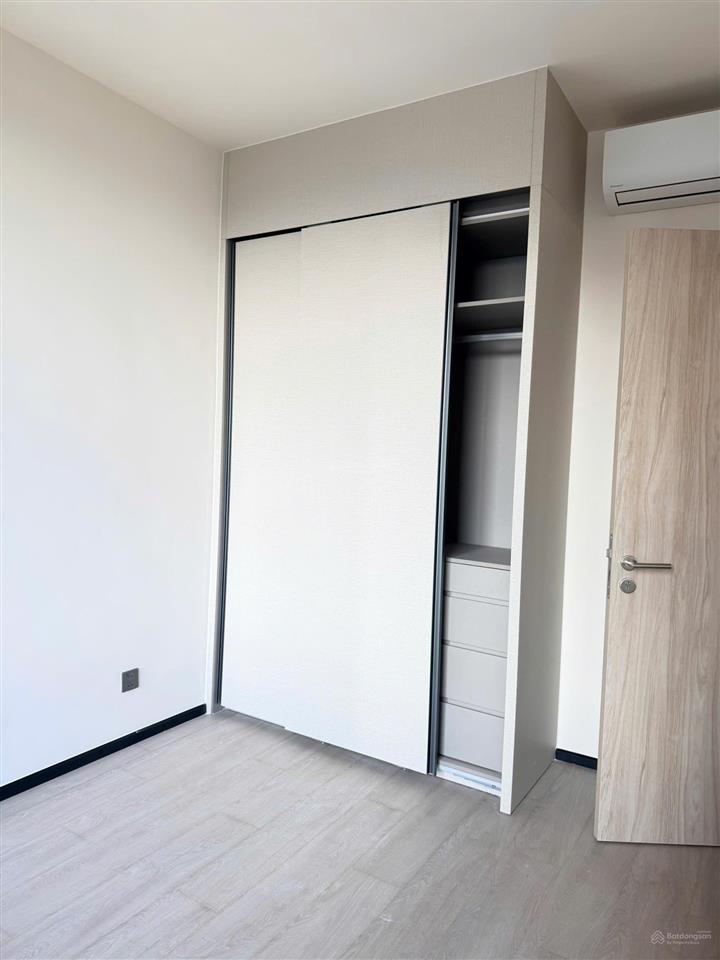 Cho thuê căn hộ 2n2w hướng đông nam 62m giá 8,5 triệu/tháng