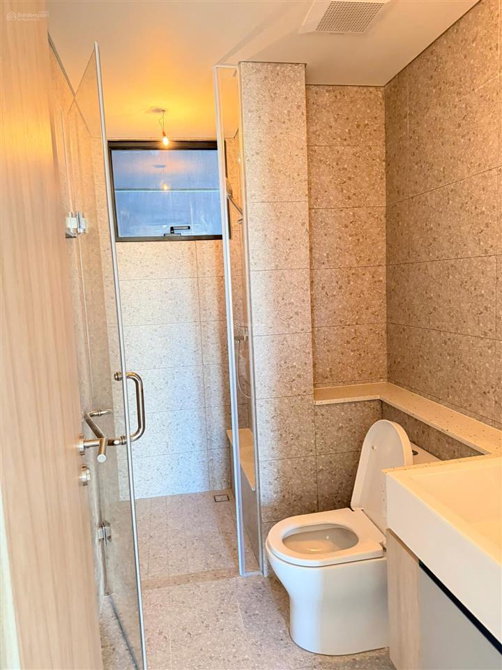 Cho thuê căn hộ 2n2w hướng đông nam 62m giá 8,5 triệu/tháng