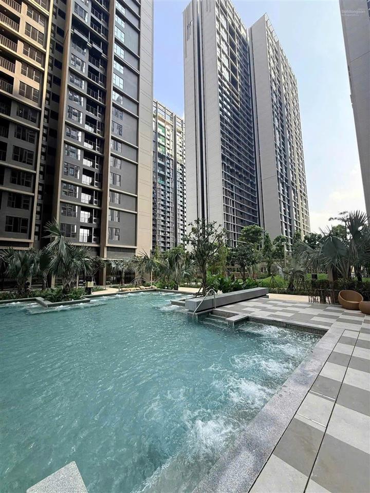 Cho thuê căn hộ 2n2w hướng đông nam 62m giá 8,5 triệu/tháng
