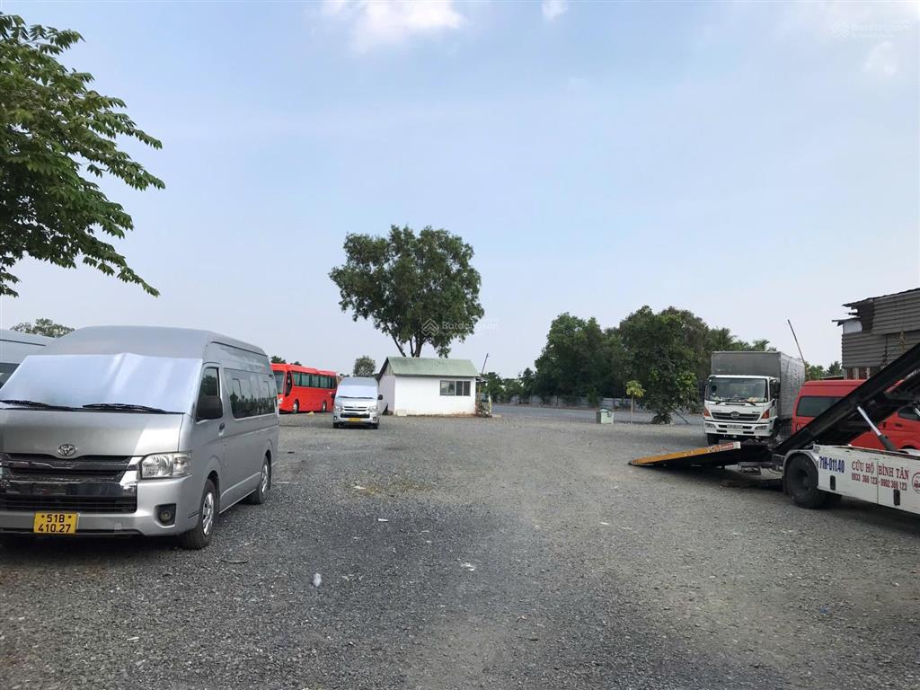 Cho thuê mặt bằng đất trống đường nguyễn văn linh